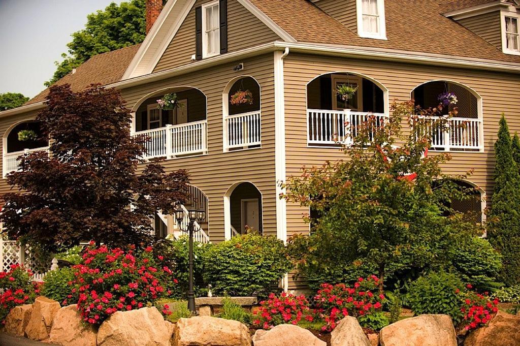 Bar Harbor Manor Hotel Exterior photo